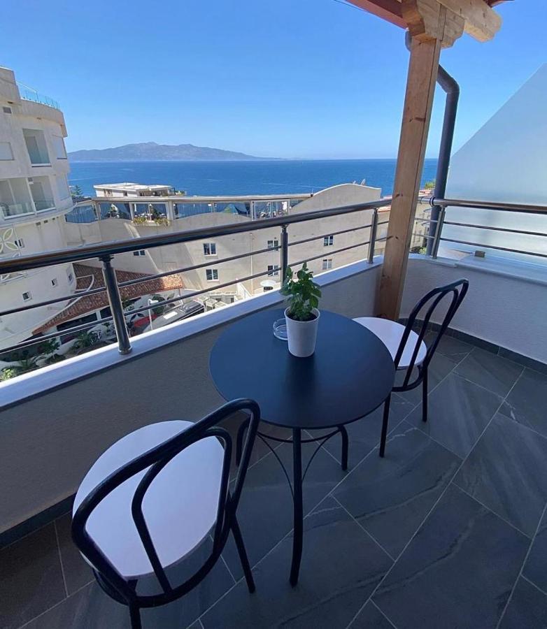 Edina By Hp Hotel Sarandë Exteriör bild