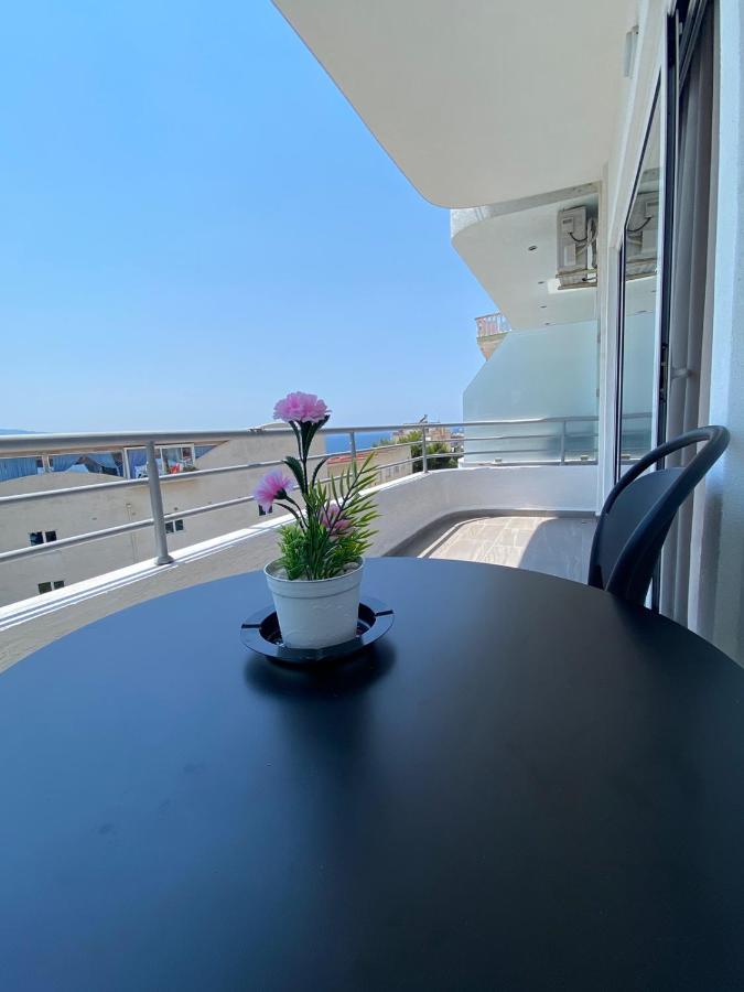 Edina By Hp Hotel Sarandë Exteriör bild