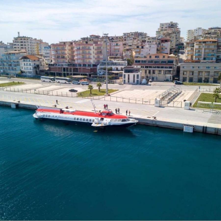 Edina By Hp Hotel Sarandë Exteriör bild
